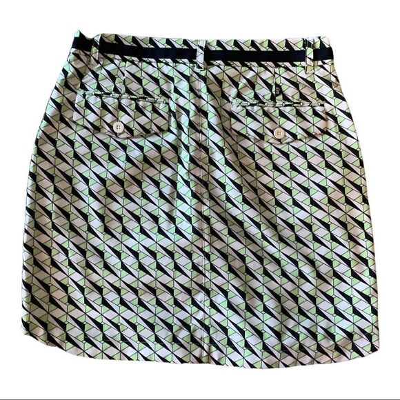 Nivo Golf Skort in White Blue and Green with 2 Front Slide in Pockets 2 Back - Picture 3 of 5